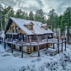 Lazy Elk Lodge