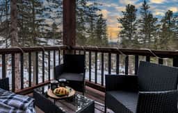 Dakota Sunset Lodge