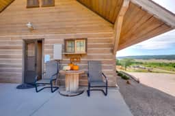 Black Hills Tiny Resort - Cabin