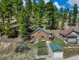 Summit Views Getaway