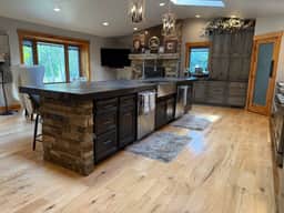 Riva Ridge Retreat