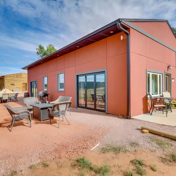 Black Hills Tiny Resort Modern Farm Side - Image 1