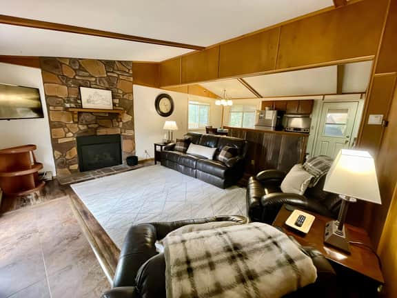 Rock's Retreat at Terry Peak