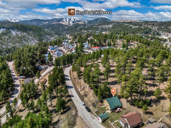 Summit Views Getaway