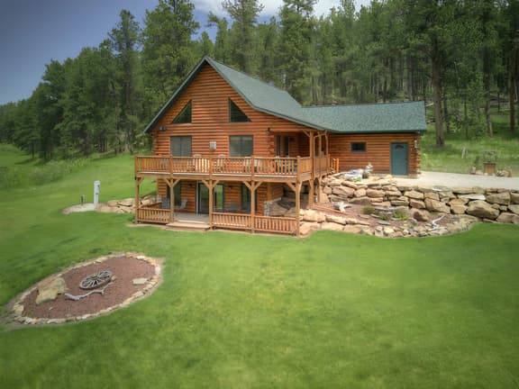 Crooked Creek Lodge